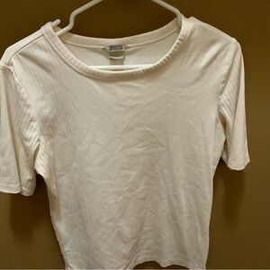 Duluth Trading Co White Short Sleeve Tee